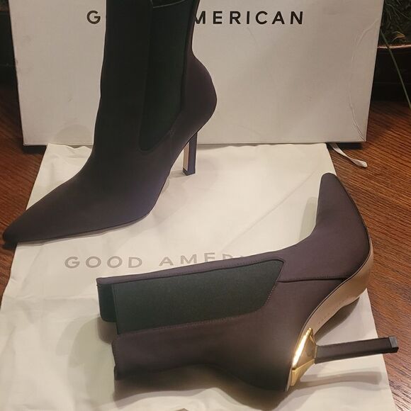 NIB Good American Chocolate Neoprene Chelsea Pointed Toe Women's 8 - Picture 3 of 12